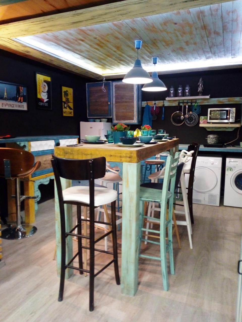 Nappark Hostel Belgrad Exteriör bild