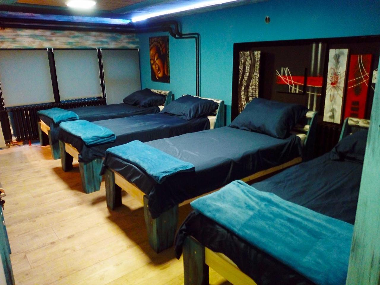 Nappark Hostel Belgrad Exteriör bild