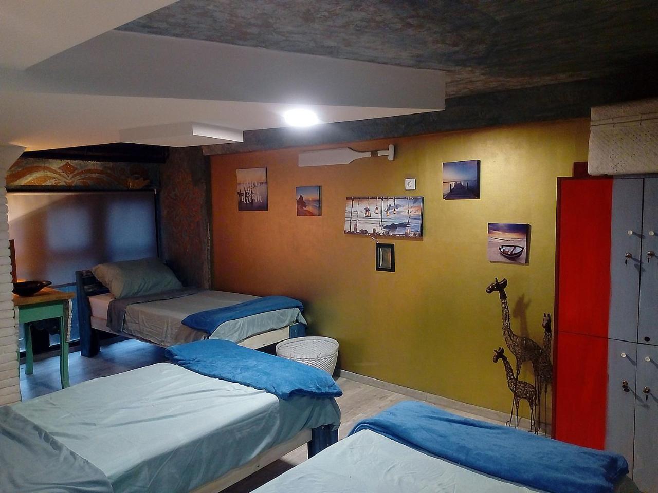 Nappark Hostel Belgrad Exteriör bild