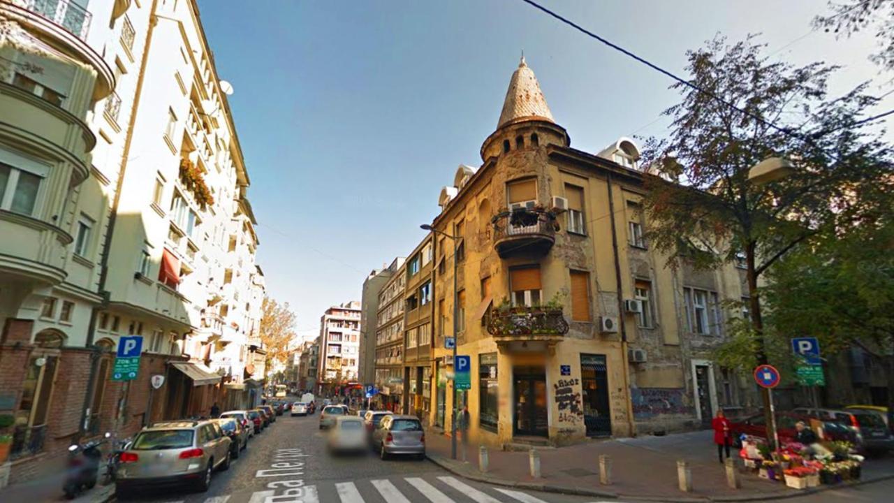 Nappark Hostel Belgrad Exteriör bild